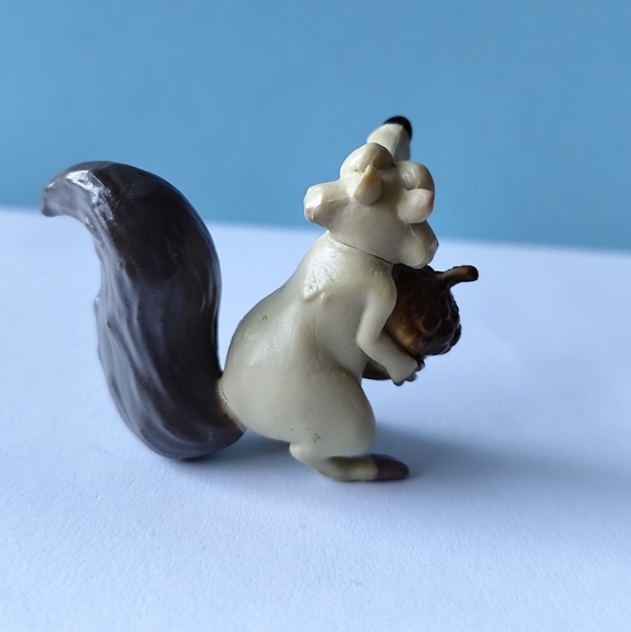RARE 2016 FOX Ice Age 5: Collision Course - Scrat - Squirrel Mini Figure Toy - Picture 2 of 6